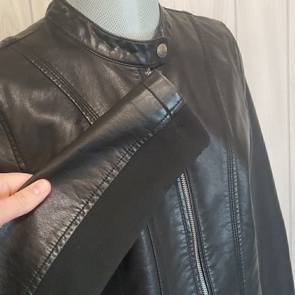 Kenneth Cole | Leather Jacket - Picture 3 of 9